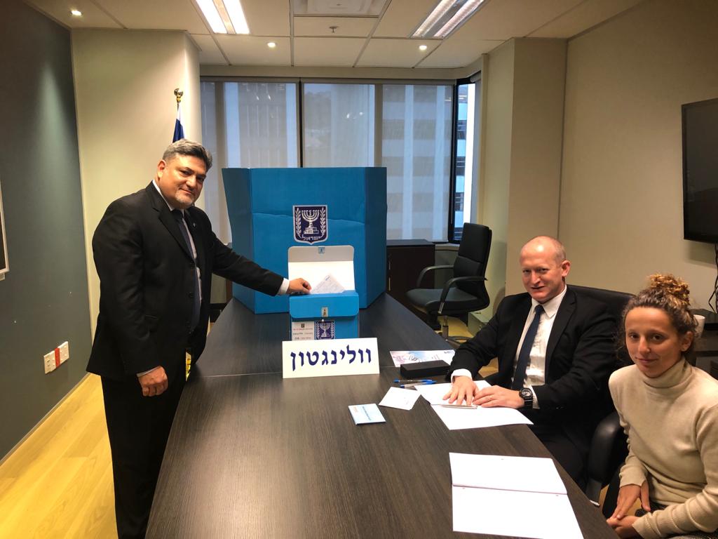 הבחירות כבר כאן: הנציגים בחו"ל מתחילים להצביע