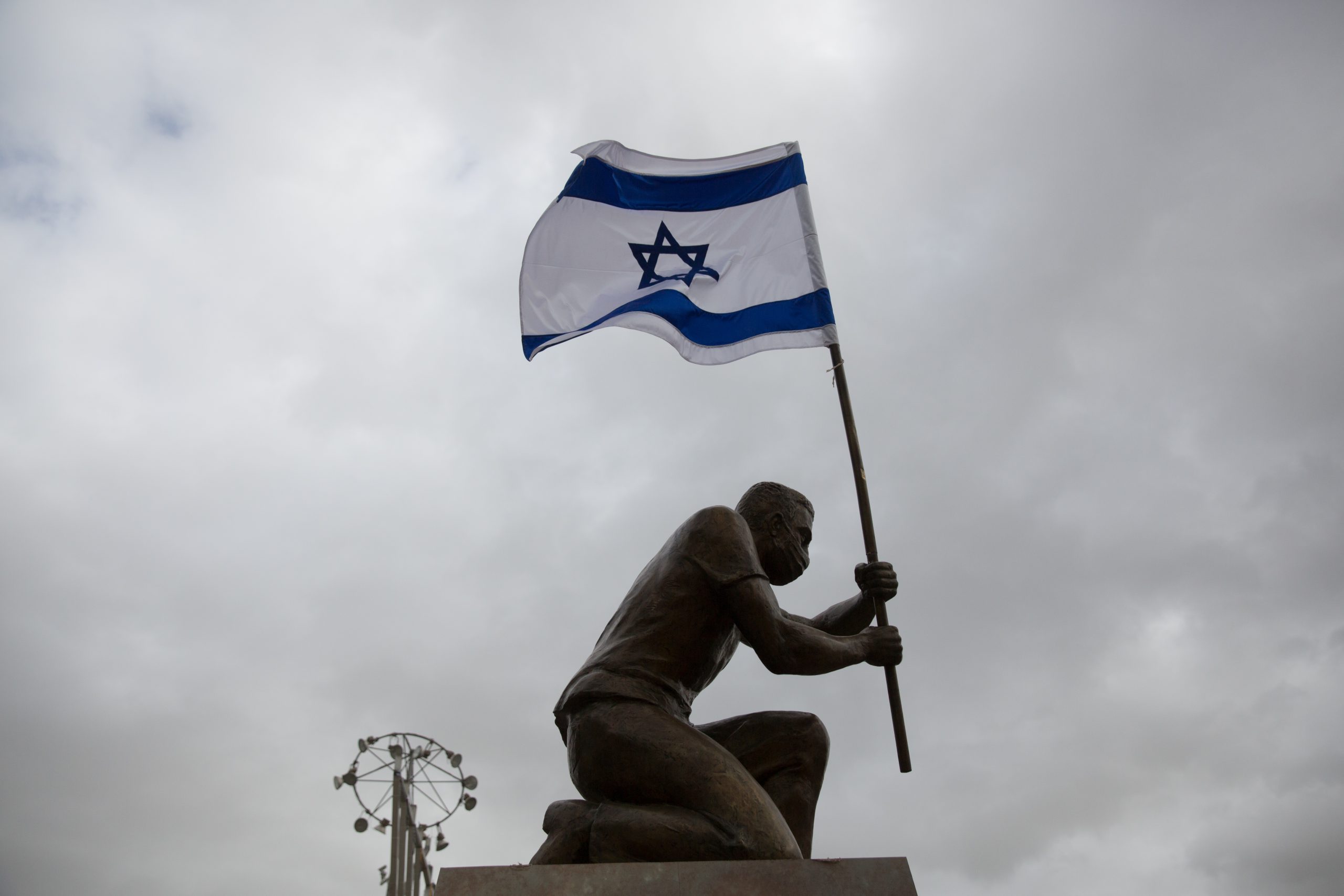 פנייה ליועמ"ש: אפליה נגד אנשי ימין