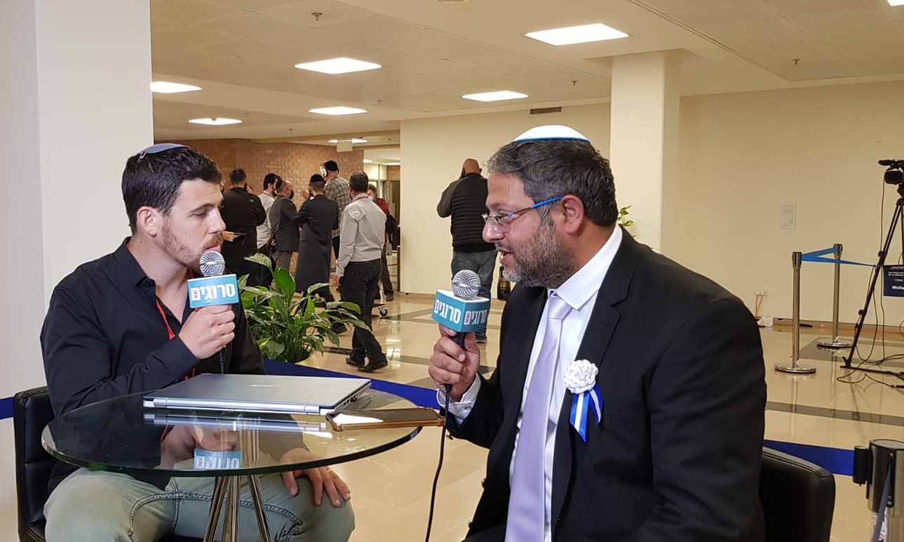 בן גביר באולפן סרוגים: "סער ובנט בואו הביתה"