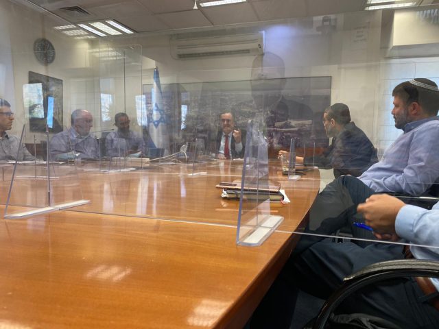 סמוטריץ' הגיע לסיכום עם האוצר על תקציב הישיבות
