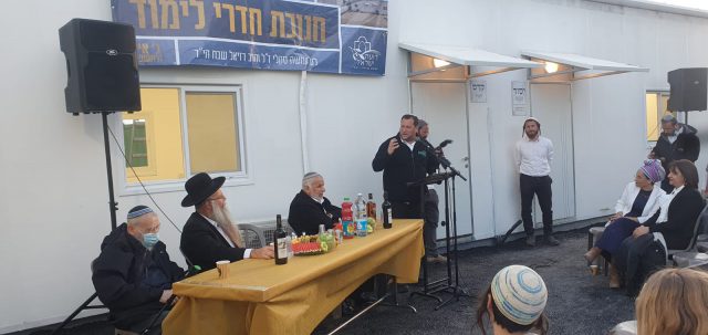 מזיכרון לבניין: מבנה חדש לזכר תלמידי הישיבה ביצהר