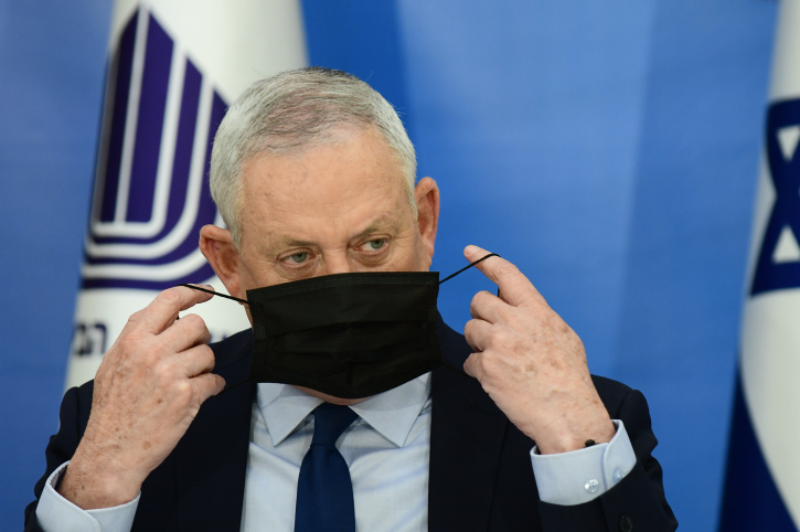 "תשאירו את סמכויות שר המשפטים בידי גנץ"