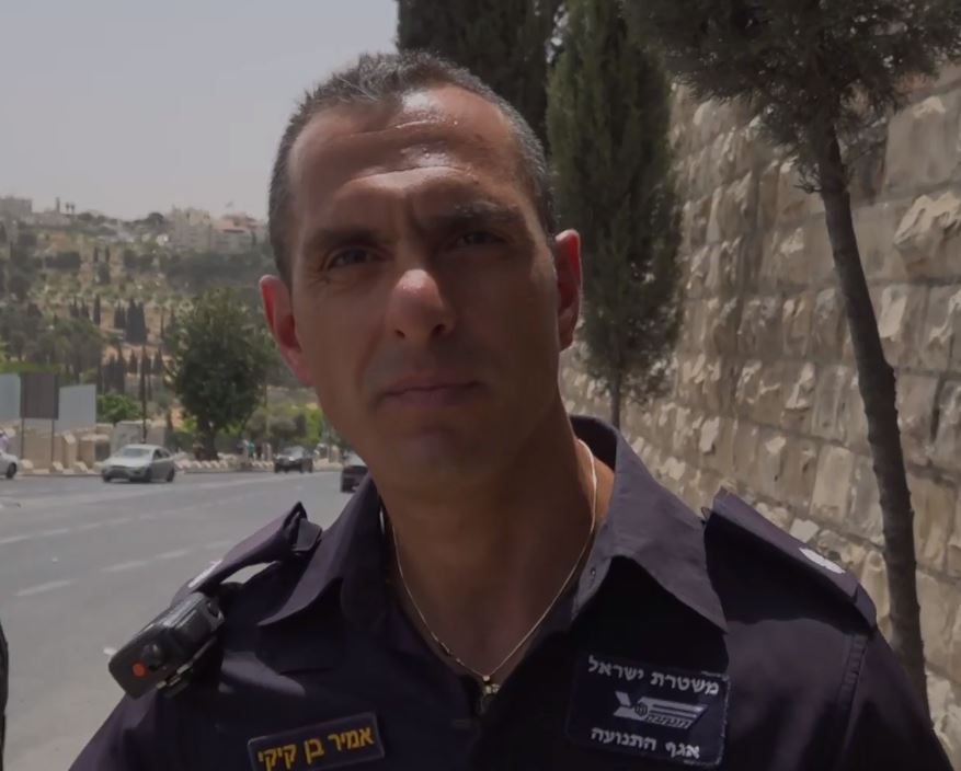הקצין משחזר: "שלפתי את הנשק והרחקתי את ההמון"