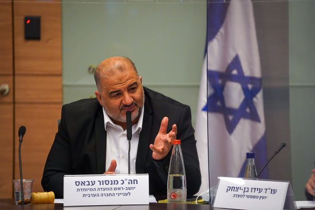 יו"ר הוועדה עבאס (קרדיט: דוברות הכנסת, נעם מושקוביץ)