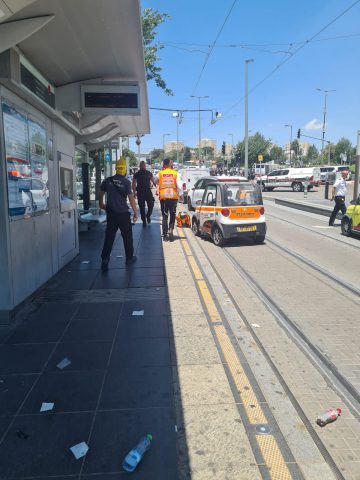 זירת פיגוע הדקירה בגבעת התחמושת (דוברות איחוד הצלה)