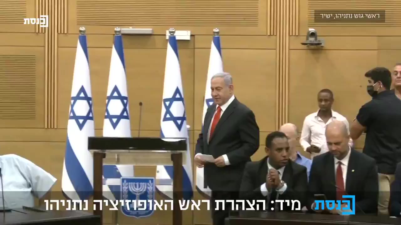 מיקי זוהר מתבלבל