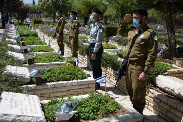 "דמיינתי אותך מחייך" בתו של עמנואל מורנו משתפת