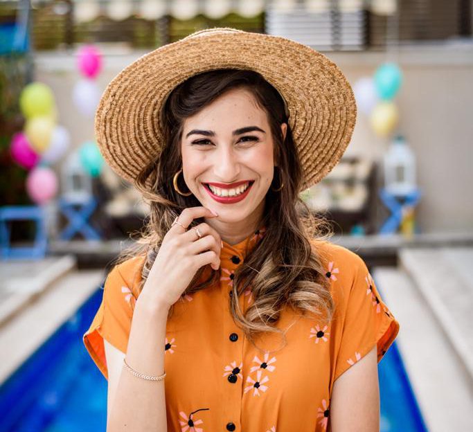 שירה בר לב משתפת על האחות שלא זכתה להכיר