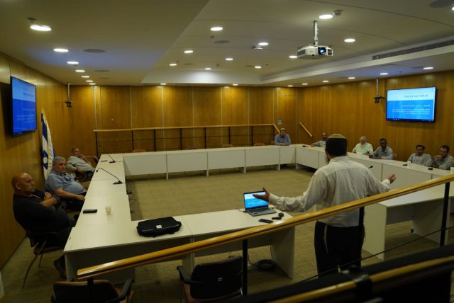 בכנסת נערכים לשנת השמיטה