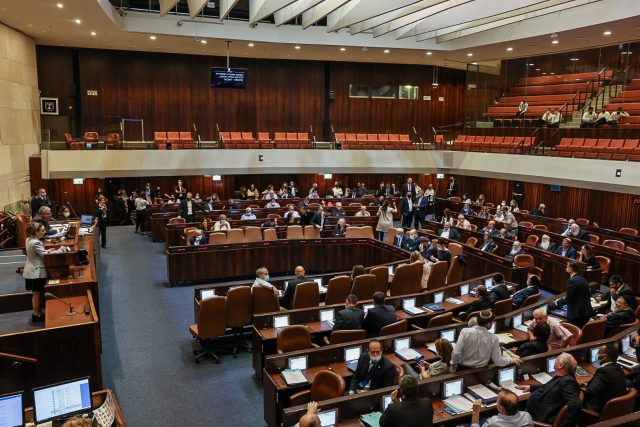 חוזרים מפגרה: מה ההבדל בין מושב כנסת לכנס חורף?