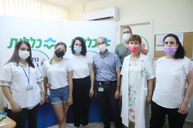 דוגמה אישית: בתו של ראש הממשלה התחסנה לקורונה