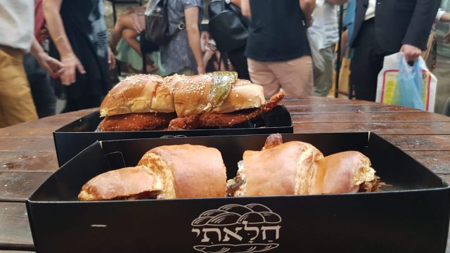 'חלאתי': המקום החם בשוק מחנה יהודה