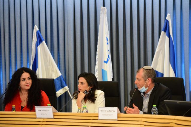 "חלופת שקד" – התכנית החדשה של משרד הפנים