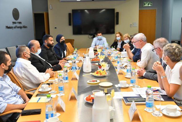 ראשי רע"מ בביקור במשרד החוץ: "ליצור ממשק עבודה"