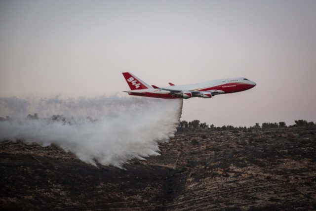 מדינה ראשונה הודיעה: "נשלח סיוע לאיראן לכיבוי השריפה בנמל"