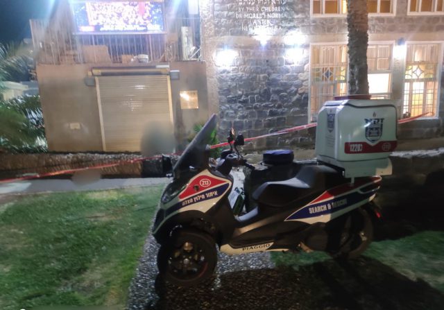 טבריה: עץ קרס על אישה כבת 60. מותה נקבע במקום