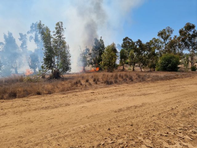 10 שריפות פרצו בדרום בעקבות בלוני תבערה