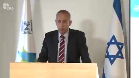 נחמן אש