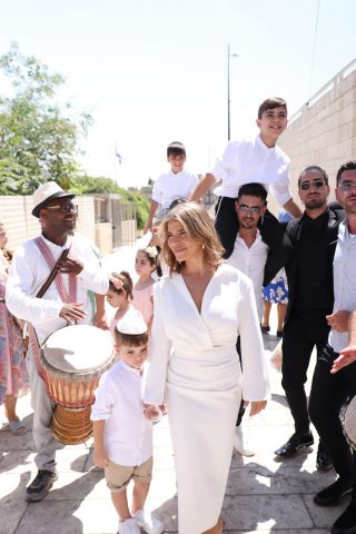 ג'קי אזולאי חגגה בכותל בר מצווה לבנה יחד עם הגרוש