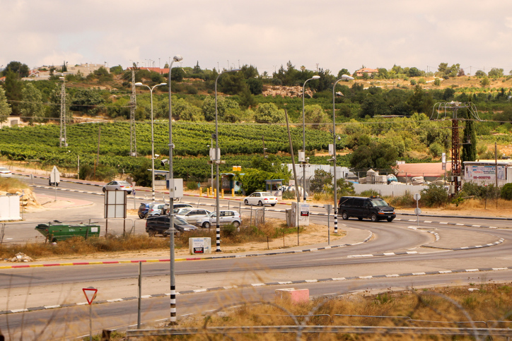 פיגוע דקירה בצומת גוש עציון; המחבל נוטרל
