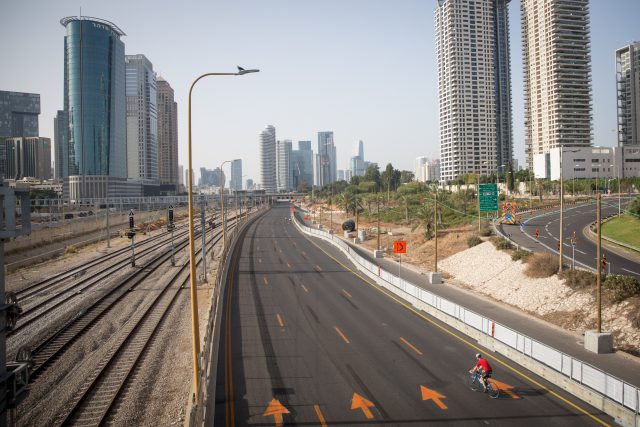 נתיבי איילון ריקים ביום כיפור