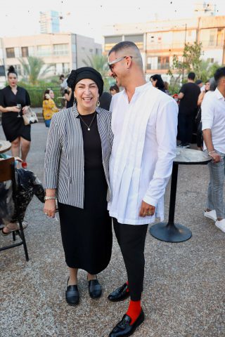 דרור קונטנטו בתצוגה לקידום המודעות לסרטן השד