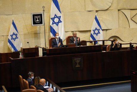בנט: "אנשי מוסד יצאו למבצע לאיתור רון ארד"