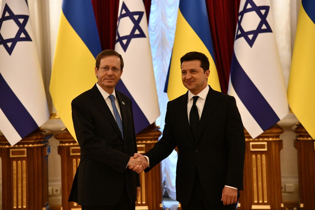 נשיא אוקראינה להרצוג: "זכרון השואה קדוש לנו"