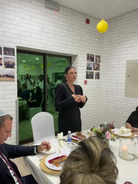 שקד ארוחת ערב בודבאי (1)
