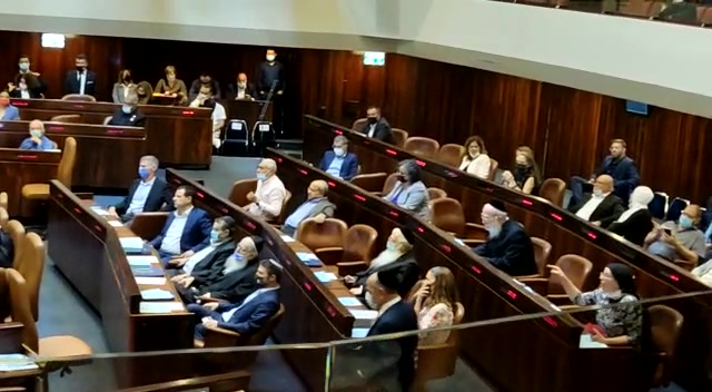 סמוטריץ נגד לפיד