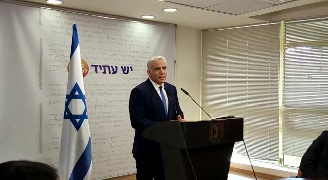 יאיר לפיד עשרה אחוזים ימינה