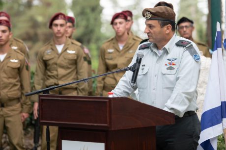 האלוף יניב עשור