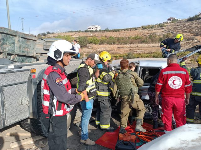 תאונה קשה מאוד בגוש עציון; לכודים במקום