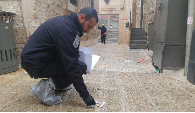 הזירה