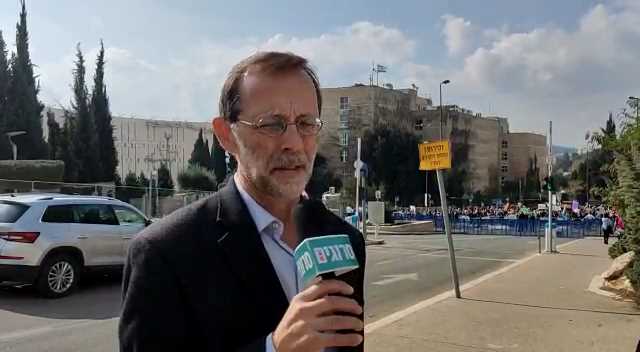פייגלין: "מייבאים לפה ערכים של המשטר בסין"