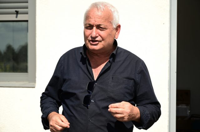 שוסטר