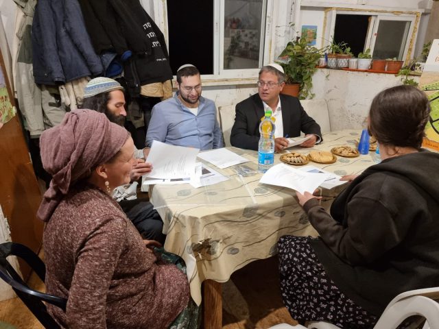 "לבטל את חלוקת השטחים A.B.C שאינה רלוונטית"