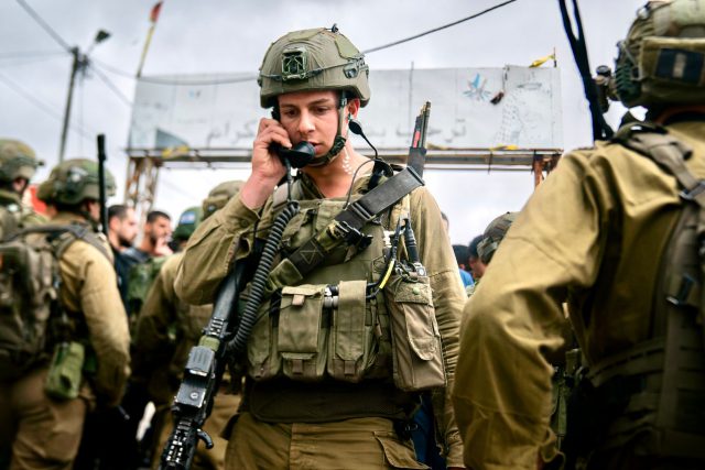 המרדף אחר המחבלים מפיגוע הירי בחומש נמשך