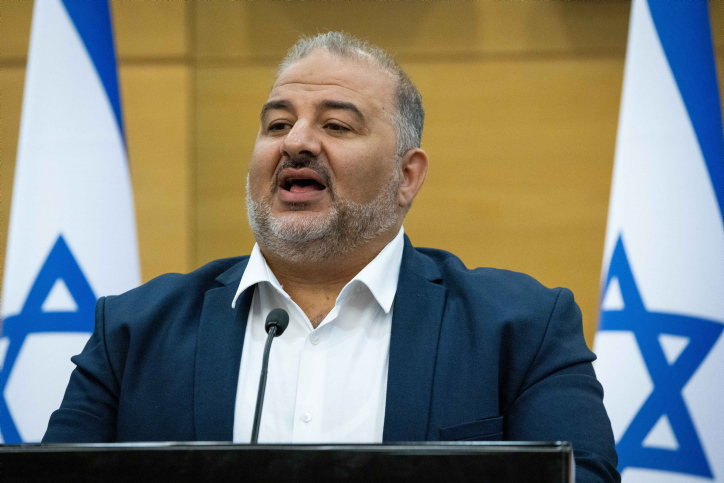 מנסור עבאס רוצה לעצור נטיעות של קק"ל בנגב