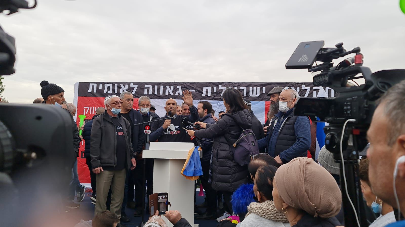 תהיה פשרה? ביטון מתווך בין החקלאים לשר החקלאות