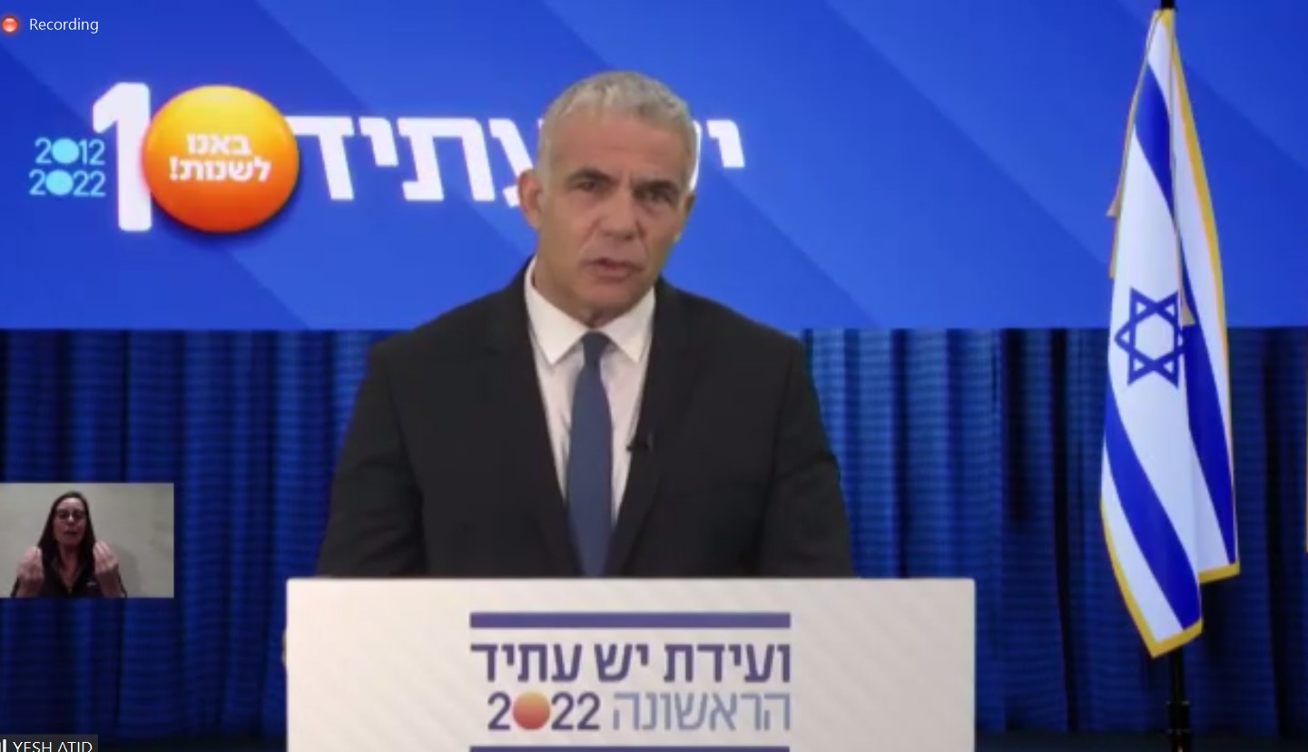 לפיד: "אנחנו הצלנו את הדמוקרטיה הישראלית"