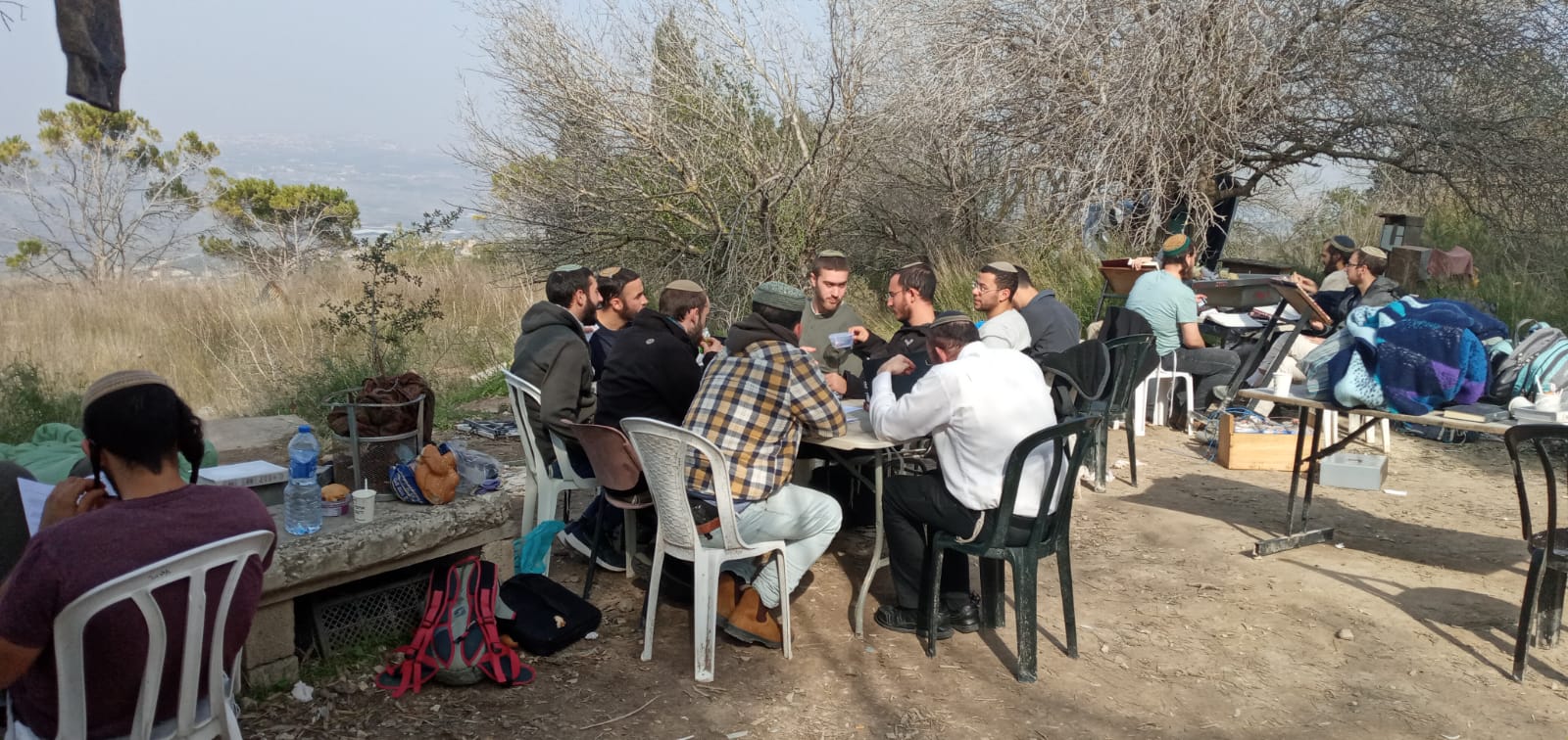 ברקע נסיונות הפינוי: מאות מבקרים מידי יום בחומש