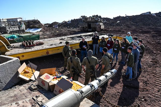 "מבצע ג'וחא" חוזר: החברים קוראים לציבור להירתם