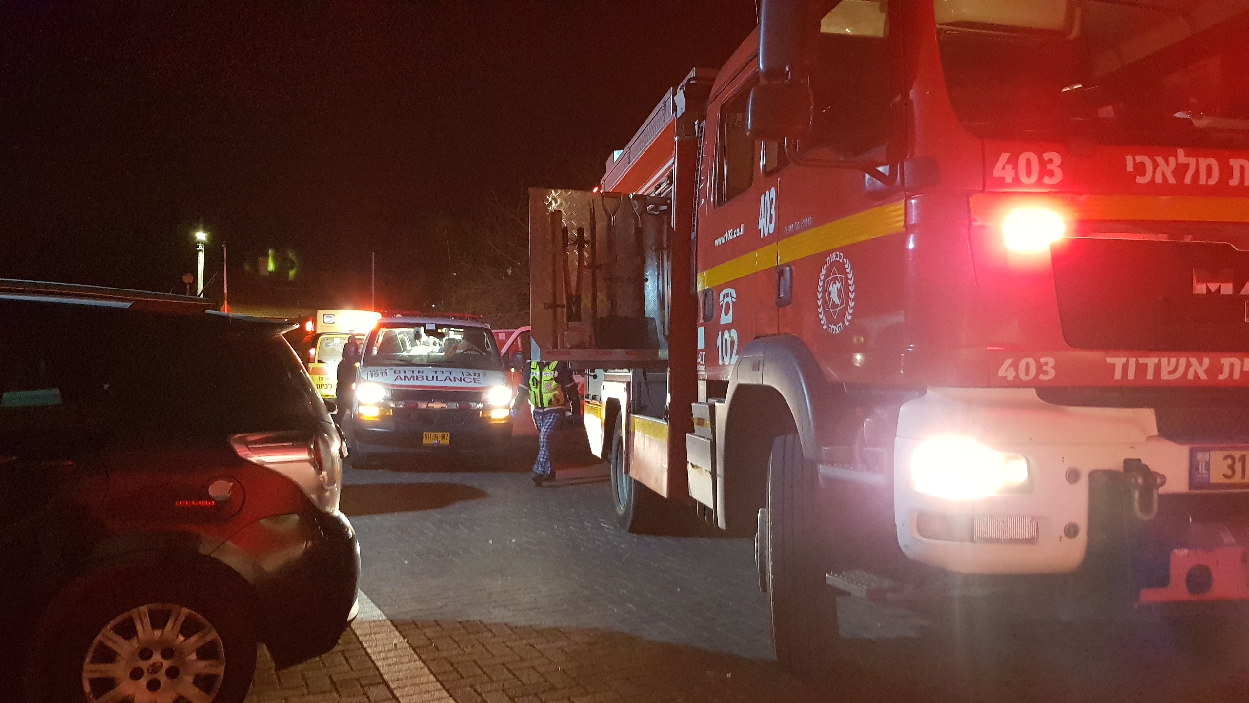 אם ובנה מורדמים ומונשמים בעקבות שריפה בדירתם