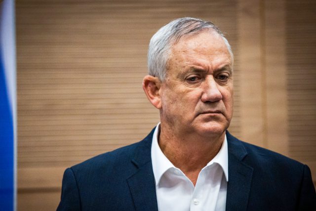 קואליציה מקרטעת: גנץ שבר את הכלים