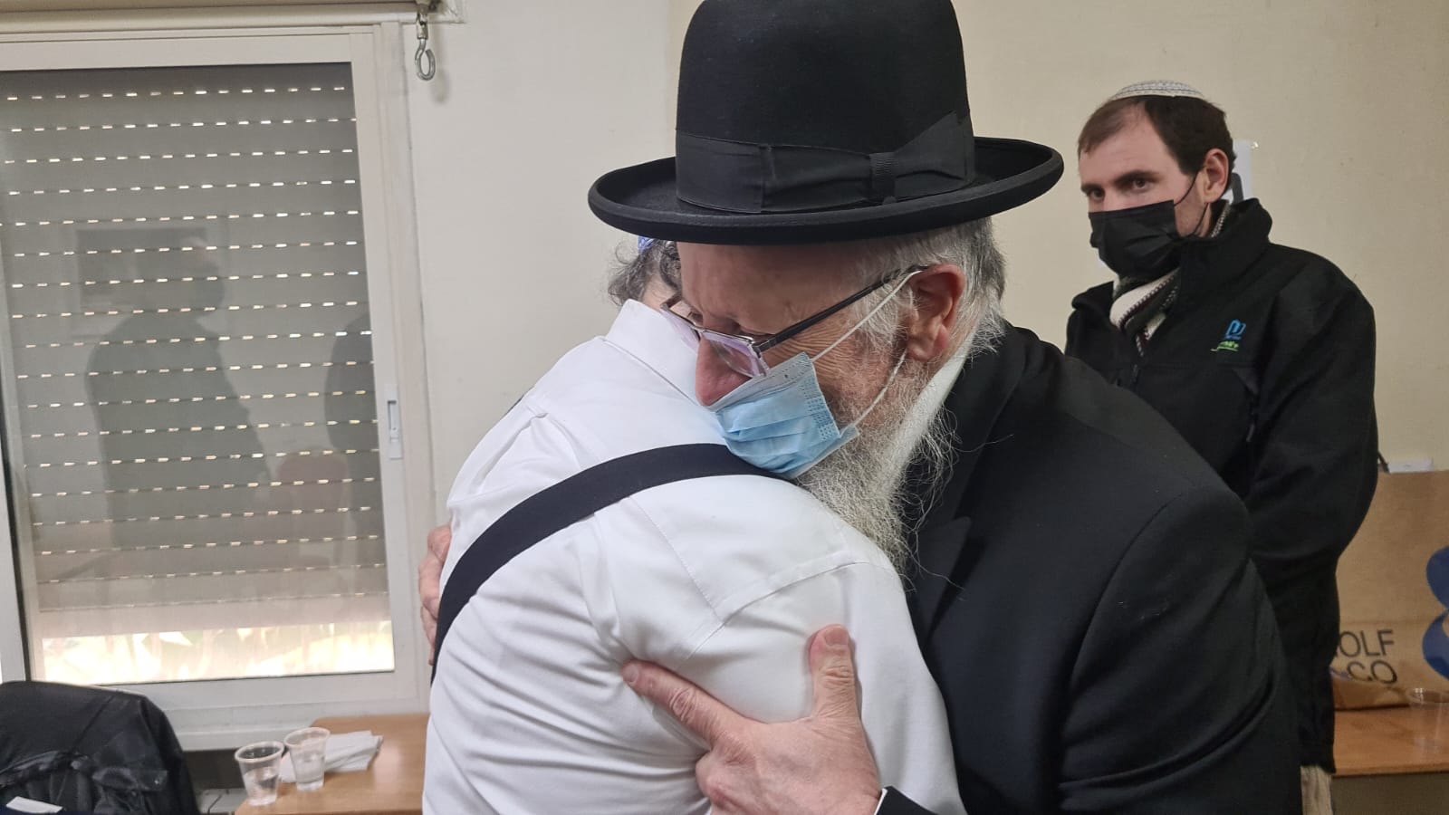 הרבנים הגיעו לנחם את פולארד: "דבר שלא רואים"