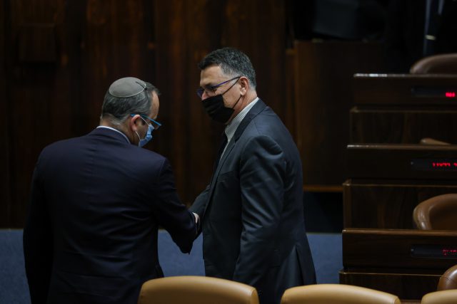 שר המשפטים סער ויו"ר ועדת החוקה גלעד קריב