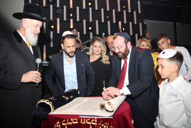 הכל על אירוע הבריתה שערכו אסי ועדי בוזלגו