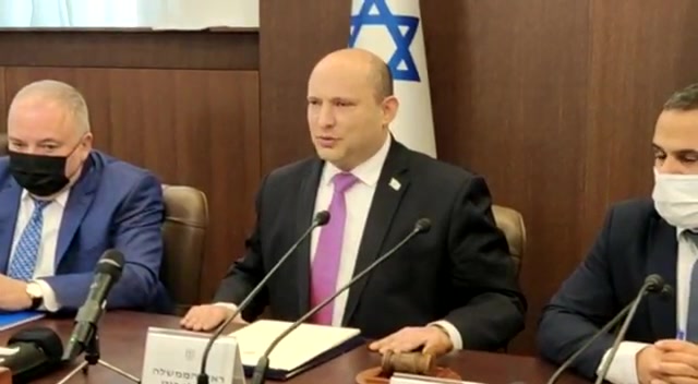 גורמים בימינה מאשימים: בנט ולשכתו היו שאננים