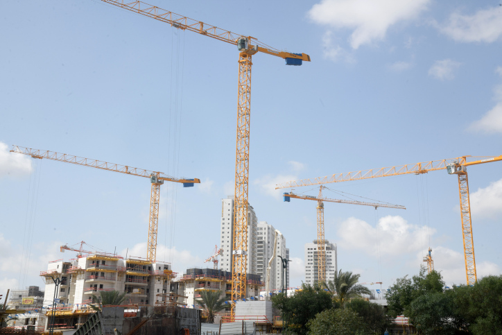 זאת התכנית של ליברמן להוזלת הדירות